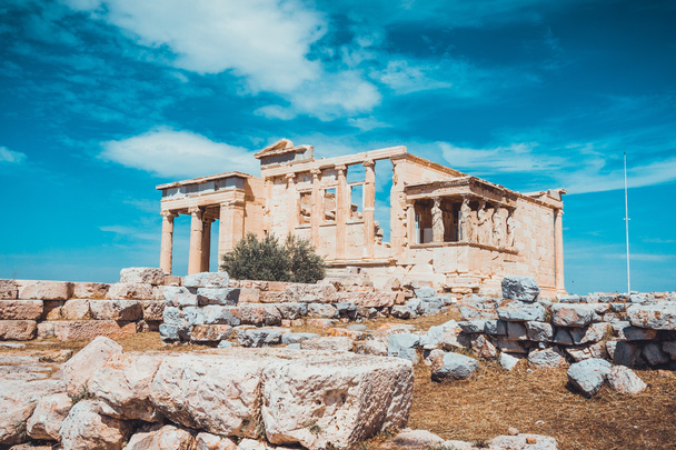 古典的なギリシャ遺跡の風光明媚なビュー - 写真・画像