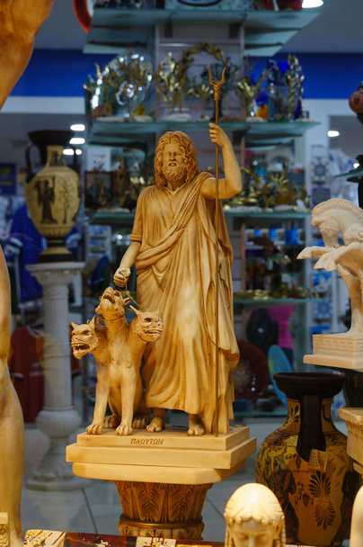 Estátua de Hércules e Cerberus na loja de lembranças, Atenas, Grécia
. - Foto, Imagem