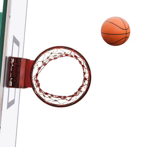 Basketbol saha içi şut basketbol topu ile alttan görünüm - Fotoğraf, Görsel