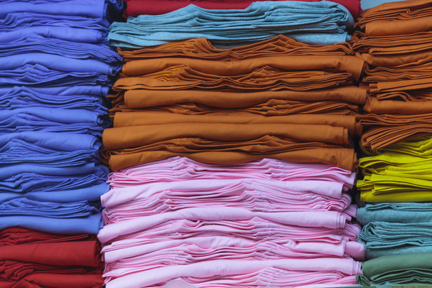 πολύχρωμο t-shirts - Φωτογραφία, εικόνα