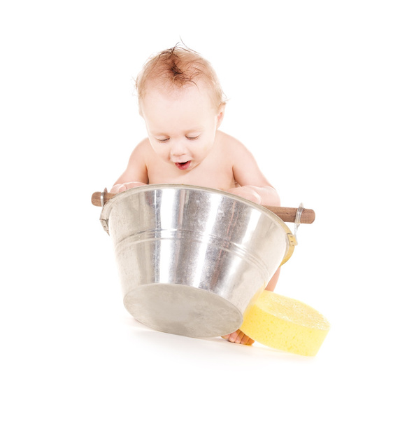 Baby boy with wash-tub - 写真・画像