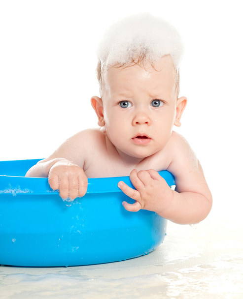 kid in the soap foam - Foto, immagini