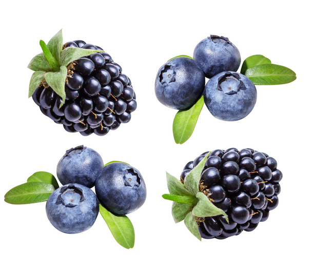 Blackberries and blueberries, isolated  - Foto, Imagen