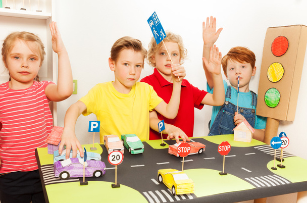Kids at  road safety lesson - Foto, Bild
