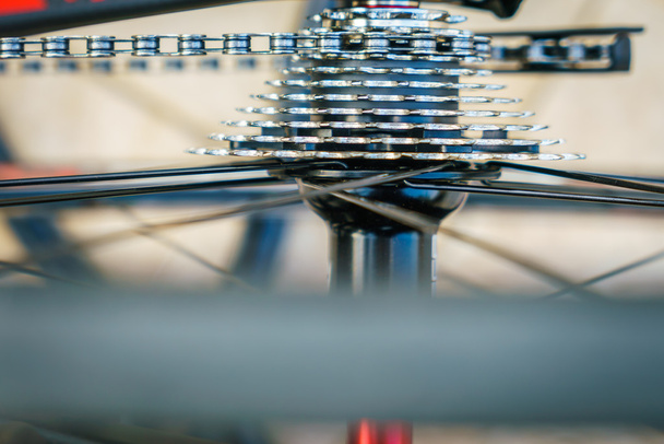 Primer plano de los engranajes de bicicleta
 - Foto, Imagen