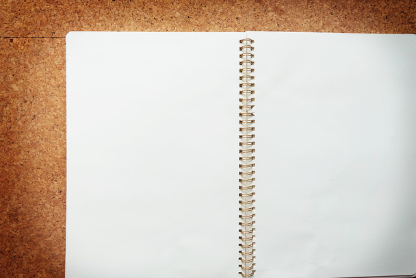 the empty notebook and Corkboard background - 写真・画像