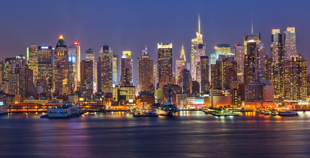 Manhattan à noite
 - Foto, Imagem