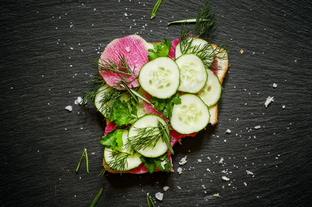 Sandwich with radish and cucumber - Foto, imagen