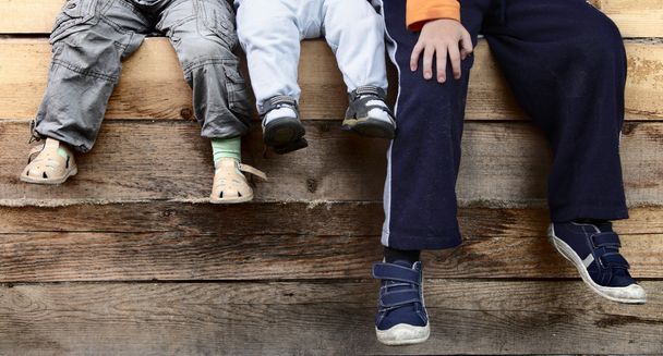 three boy on wood deck - Foto, Imagem