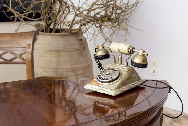 El teléfono antiguo
 - Foto, Imagen