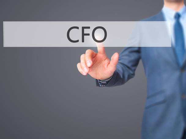 CFO (Chief Financial Officer) - Businessman press su digital sc
 - Foto, immagini