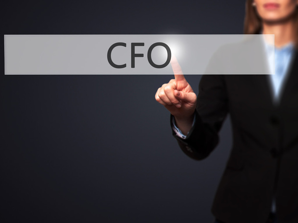 CFO (Director Financiero) - Mujer aislada tocando la mano o
 - Foto, imagen