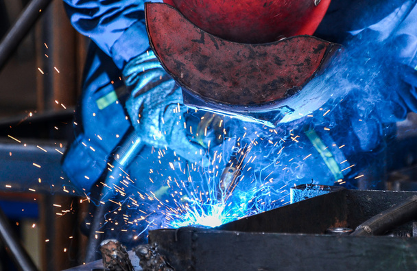 Arc welding of a steel in factory - Foto, immagini