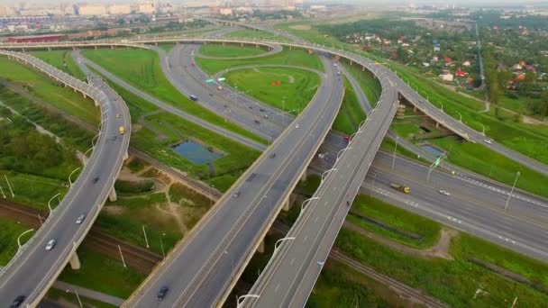 vista aérea del cruce de la autopista
 - Metraje, vídeo