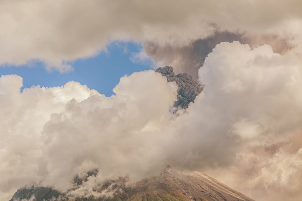 Giornata del vulcano Tungurahua Attività
 - Foto, immagini