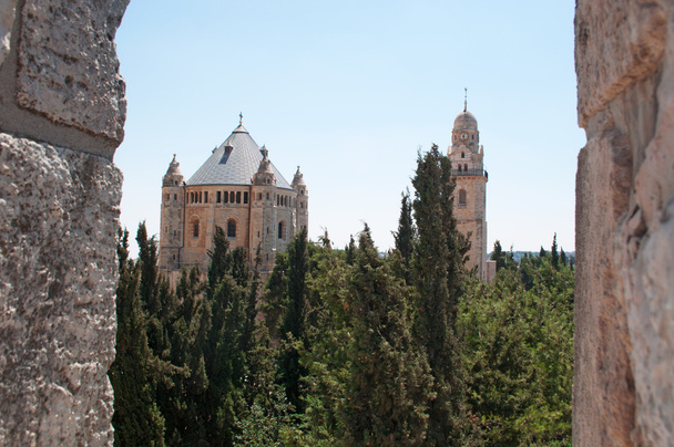 Jeruzalem: de Dormition Abbey gezien vanaf de muren  - Foto, afbeelding