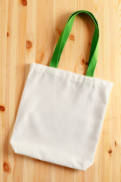 Bolso de tela blanco
 - Foto, imagen