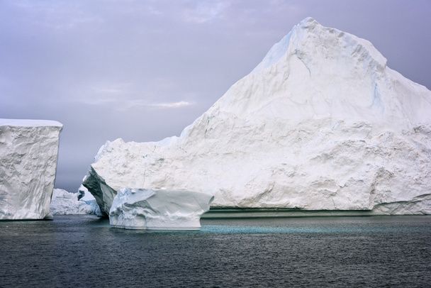 巨大な氷河、北極海、グリーンランドのイルリサット icefjord から - 写真・画像
