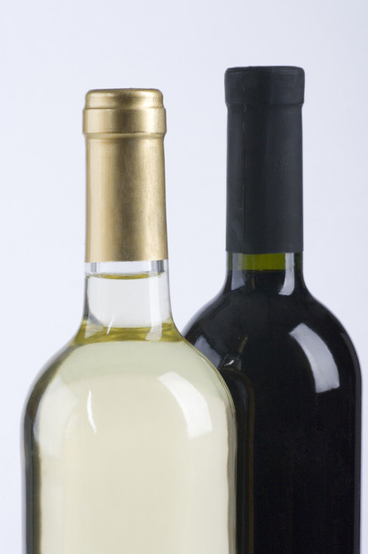 Bottles of great red and white wine - Foto, Bild