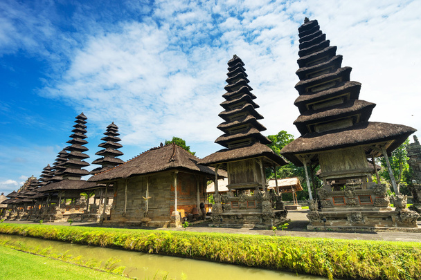 タマンアユン寺院は、バリ、インドネシアのヒンズー教の寺院. - 写真・画像