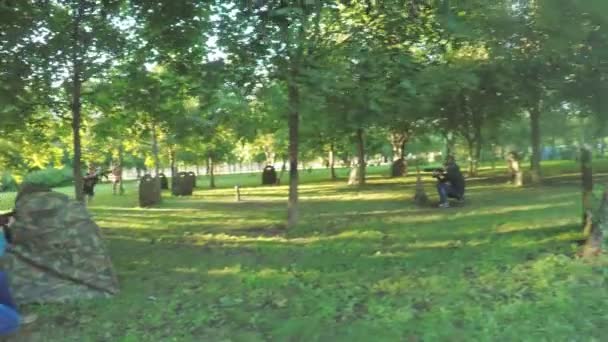 Laser battle in park - Video