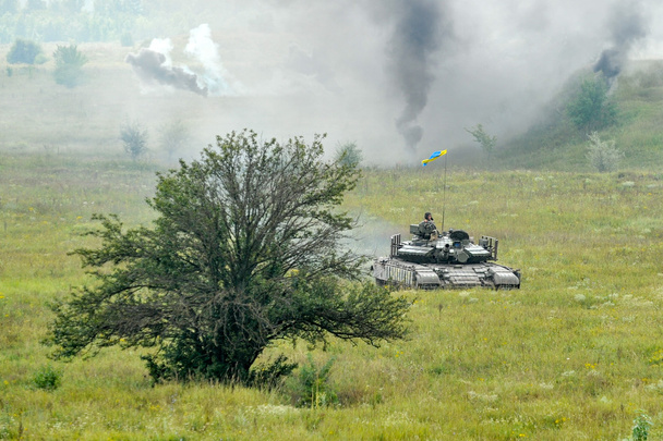 Tanque de batalla principal
 - Foto, Imagen