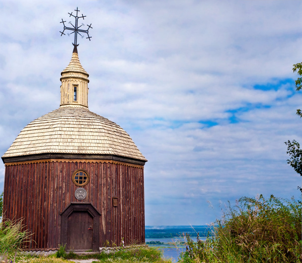 Старая деревянная церковь
 - Фото, изображение