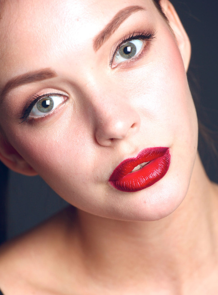 Close up portrait of beautiful young woman face - Φωτογραφία, εικόνα