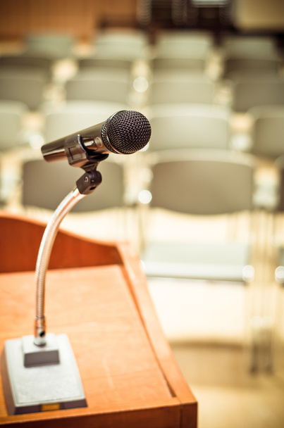 Mikrofon na podium mowy  - Zdjęcie, obraz