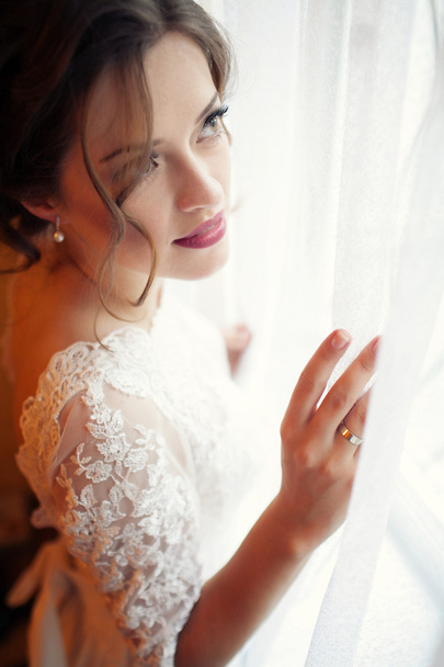 Gyönyörű menyasszony portré esküvői smink, esküvői frizura, ildiko - Fotó, kép