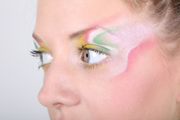 close-up retrato de mulher com maquiagem criativa - Foto, Imagem
