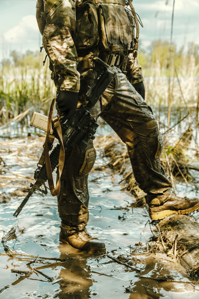 Green Beret in action - Photo, Image