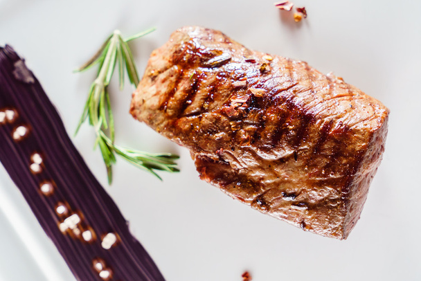 Tasty grilled steak - Foto, Bild