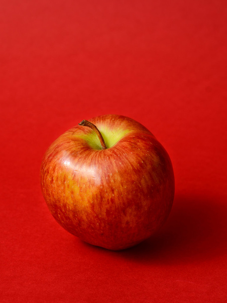 Manzana roja fresca
 - Foto, Imagen