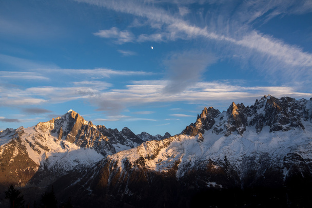 Alplerde güzel dağlık sahne - Fotoğraf, Görsel
