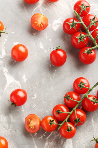 ripe cherry tomatoes - Фото, зображення