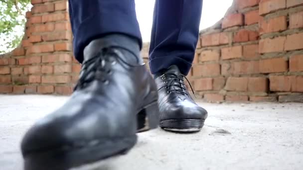 Nohy v irské taneční krok boty Zpomalený pohyb - Záběry, video