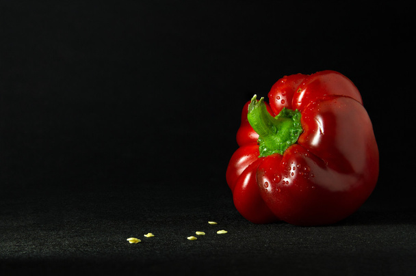 Zralé a šťavnaté červené papriky - Fotografie, Obrázek