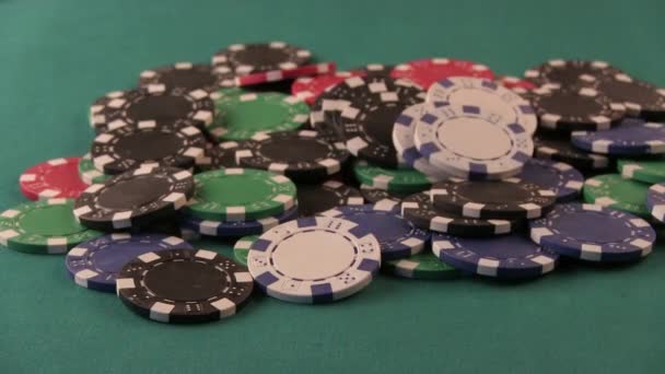 Pokerchips fallen herunter - Filmmaterial, Video