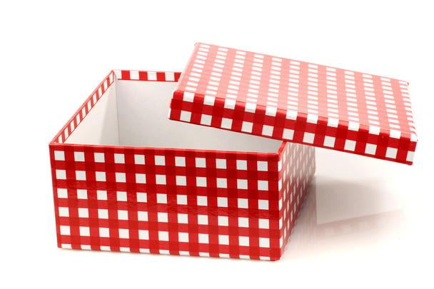 Red and white checkered gift box - Zdjęcie, obraz