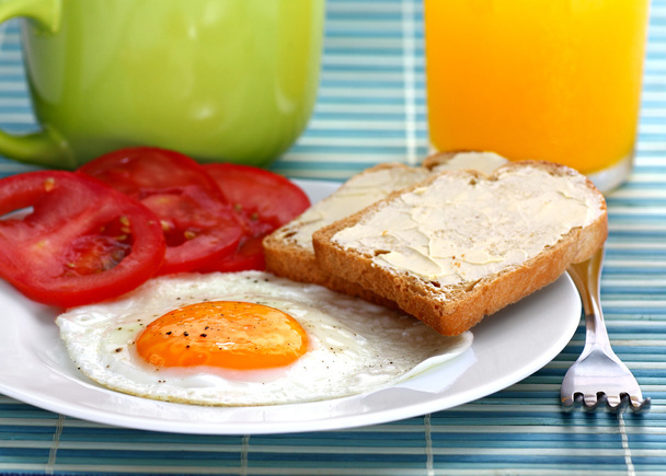 τηγανητό αυγό με ντομάτες - Φωτογραφία, εικόνα