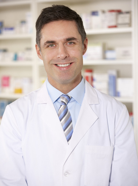 Portrait American pharmacist at work - Фото, изображение