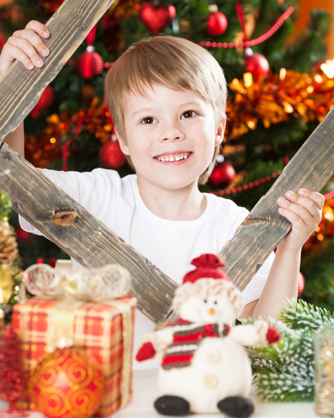 Happy boy playing in Christmas - Photo, Image