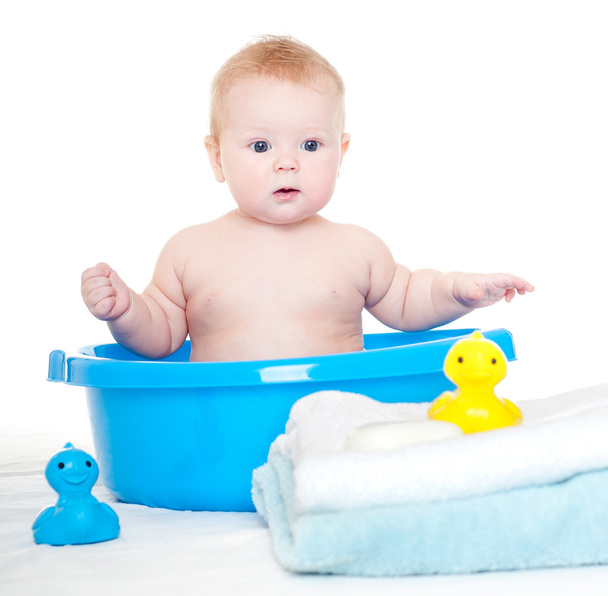 Funny baby in tub - Foto, Imagen