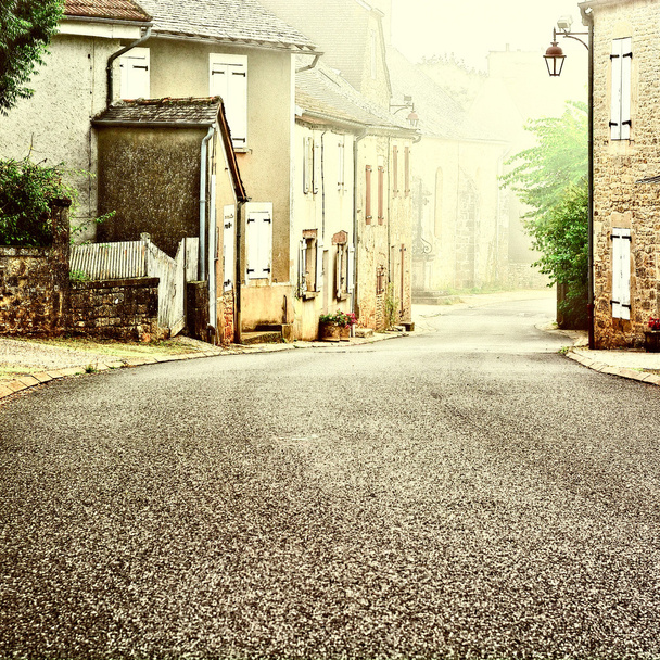 Straat in de ochtend Mist - Foto, afbeelding