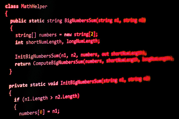 Código de programación - color rojo, escrito en C # sintaxis de idioma
 - Foto, Imagen