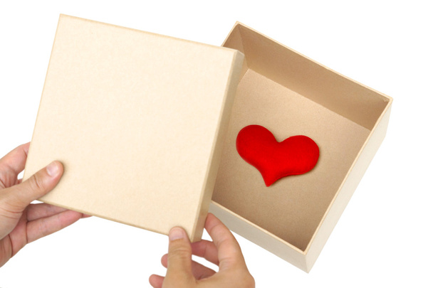 cardboard gift box of love - Φωτογραφία, εικόνα