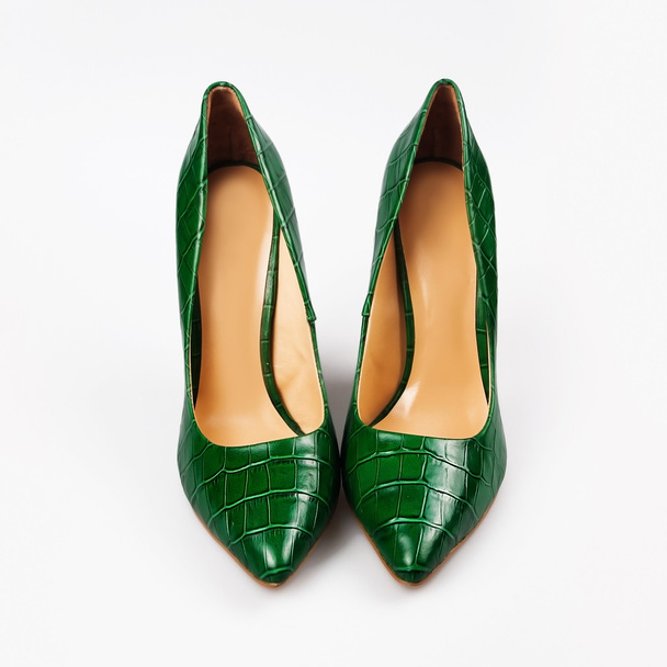 dişi yeşil Ayakkabı  - Fotoğraf, Görsel