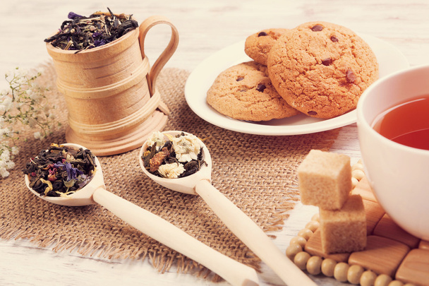 Herbal tea and cookies - Фото, зображення