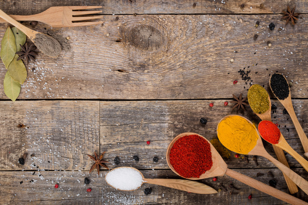 Background Board, decorated with herbs and spices - Фото, изображение